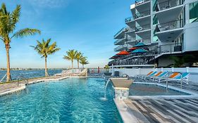 Fusion Resort Waterfront Suites